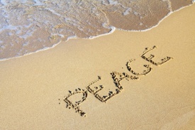 word_peace_in_sand_187143
